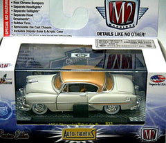 M2 Machines Auto-Thentics 1954 Chevrolet Bel Air