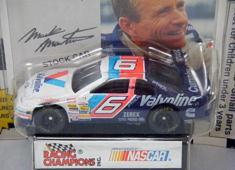 Racing Champions NASCAR Under the Lights Mark Martin Ford Taurus
