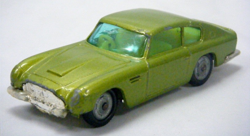 Husky - Aston Martin DB4 (Rare Metallic Olive)