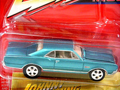 Johnny Lightning 1967 Oldsmobile 442