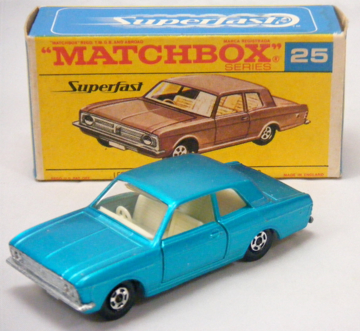 Matchbox - Transitional Superfast - Ford Cortina