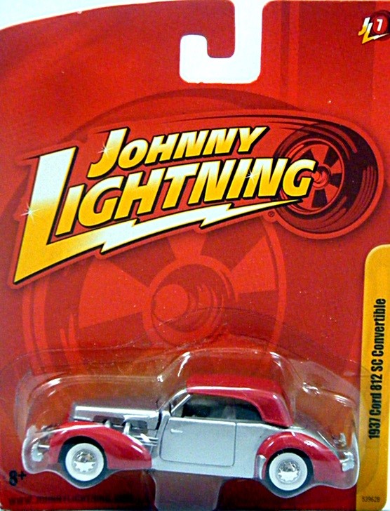 Johnny Lightning Forever 64 Series R6 1937 Cord 812 Supercharged Convertible