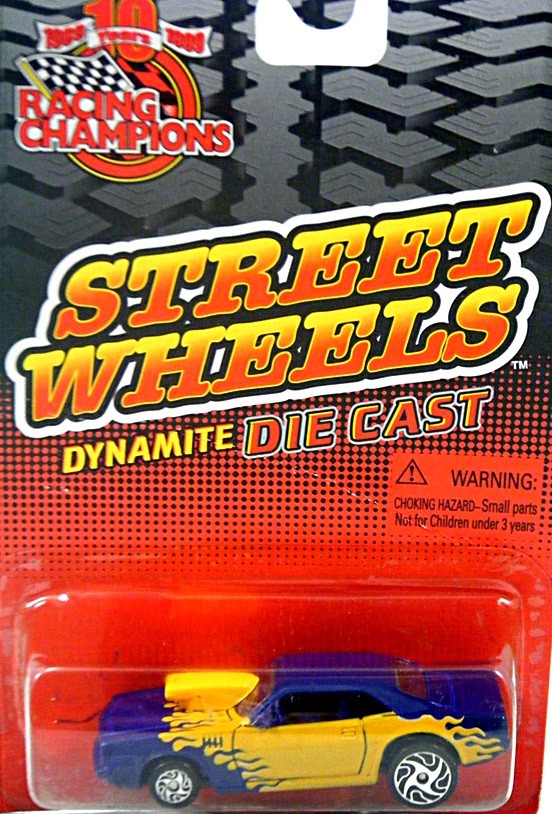 Racing Champions Street Wheels Series - Plymouth Cuda Muscle Car