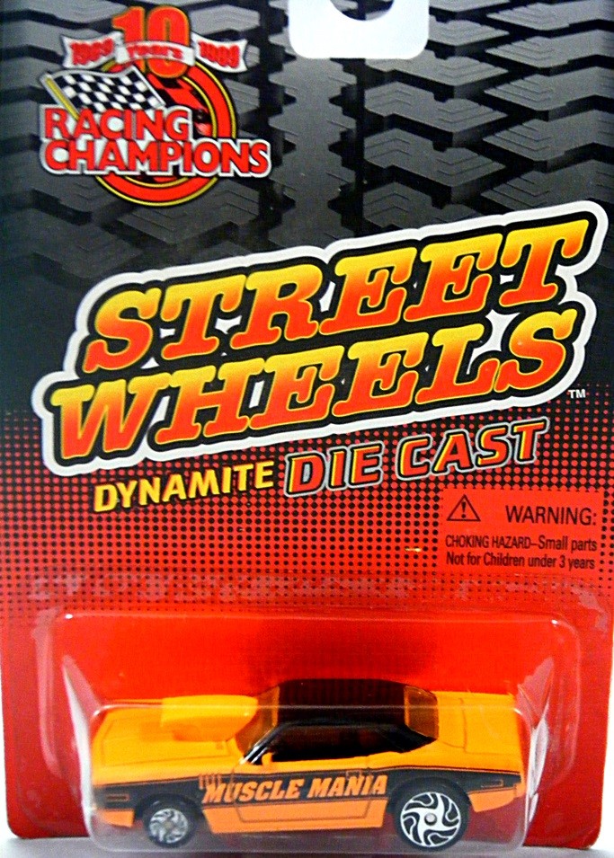 Racing Champions Street Wheels Series - Plymouth Cuda Muscle Car