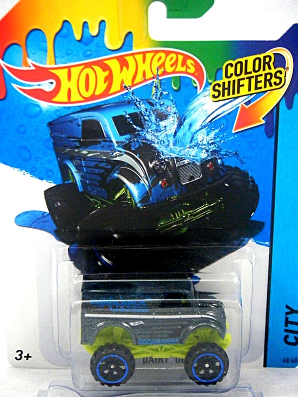Hot Wheels - Color Shifters - Divco 4x4 Ambulance