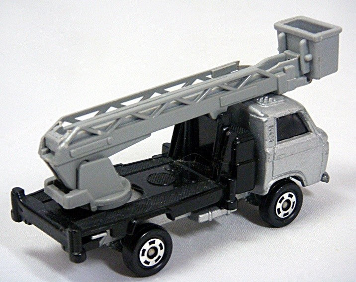 Tomica - Nissan Caball Ladder Truck