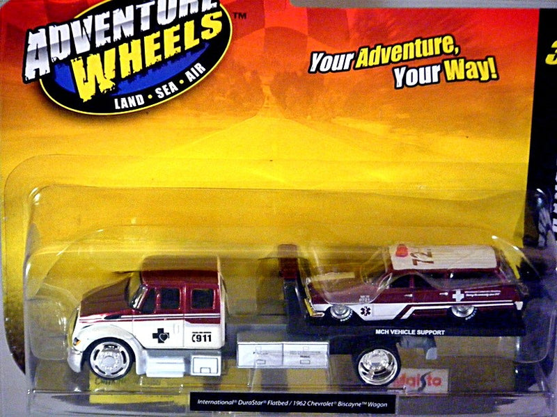 Maisto Adventure Wheels Elite Transport Set - International Durastar Flatbed & 1962 Chevrolet Biscayne Ambulance