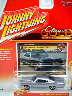 Johnny Lightning R2- Classic Gold - 1981 Jeep Wagoneer
