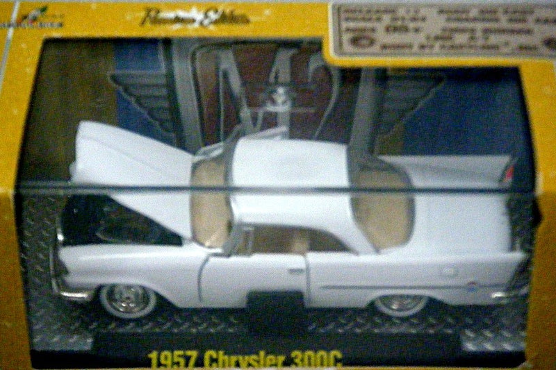 M2 Machines 1957 Chrysler 300 C Hardtop