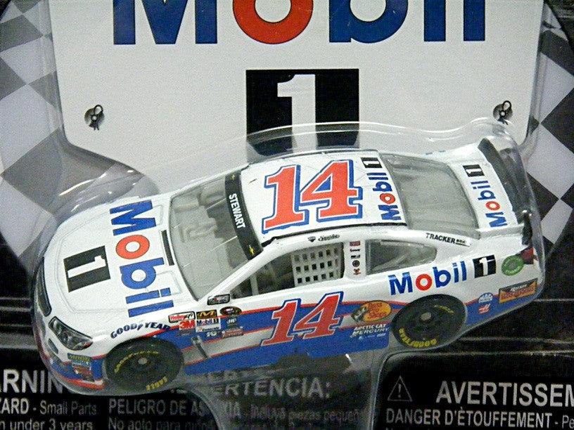 Stewart Haas Racing - Tony Stewart Mobil 1  Chevrolet SS NASCAR Stock Car