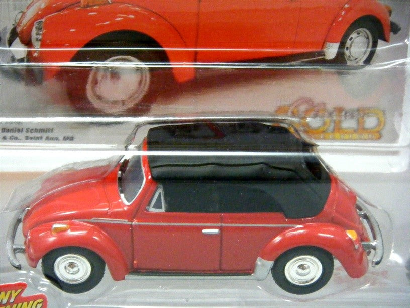 Johnny Lightning R2- Classic Gold - 1975 VW Super Beetle Convertible