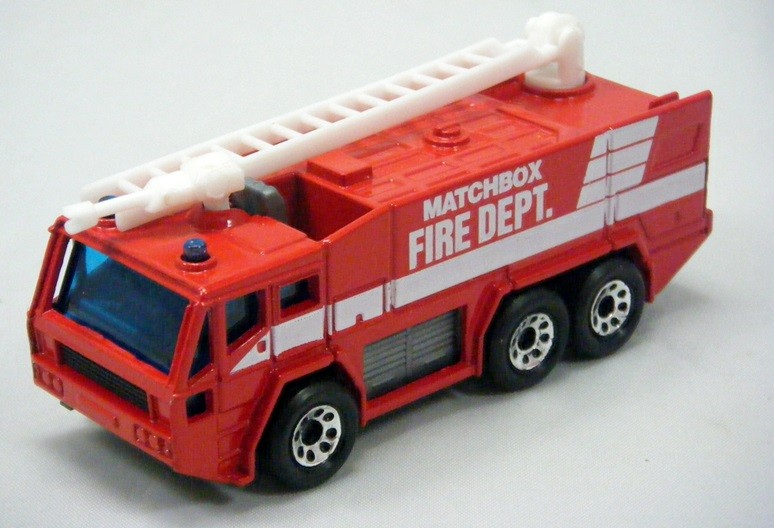 Matchbox - Airport Foam Fire Truck (Ch Sirens) 