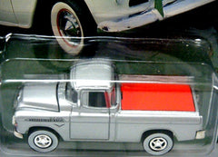 Johnny Lightning Truckin America - 1955 Chevrolet Cameo Pickup Truck