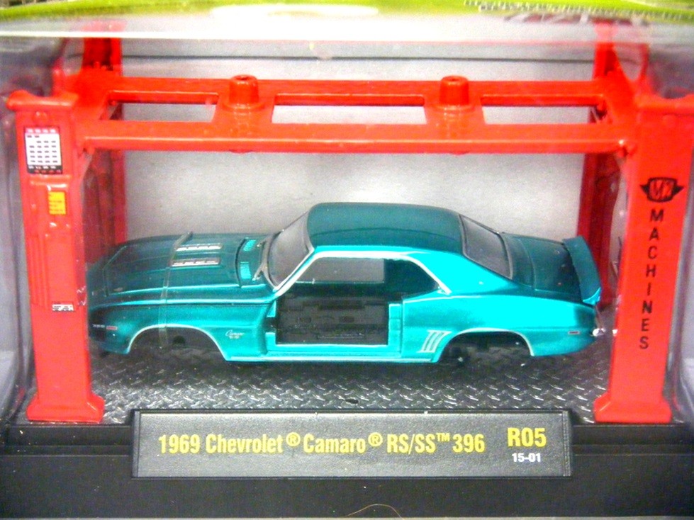 M2 Model Kits - 1969 Chevrolet Camaro RS/SS 396