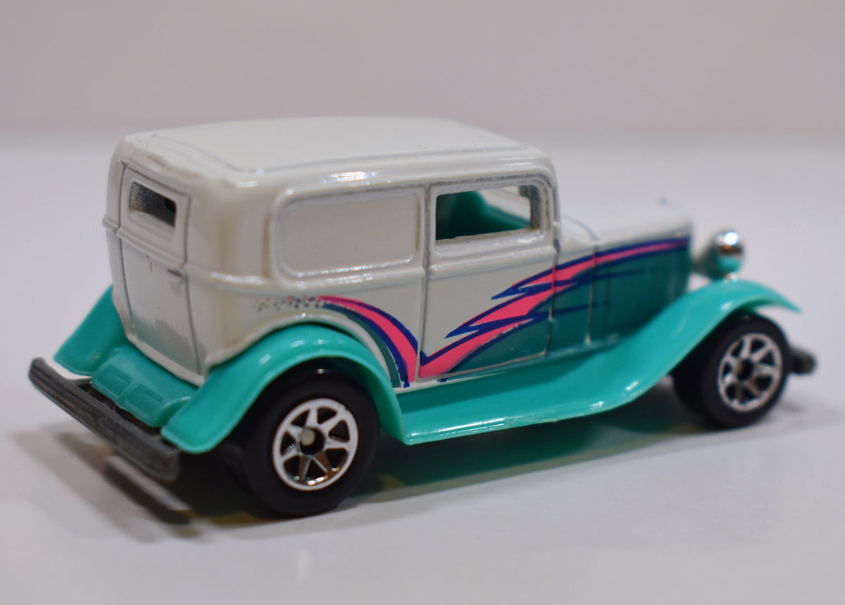 Hot Wheels - 32 Ford Sedan Delivery-2
