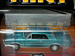 Racing Champions Mint 1965 Pontiac GTO