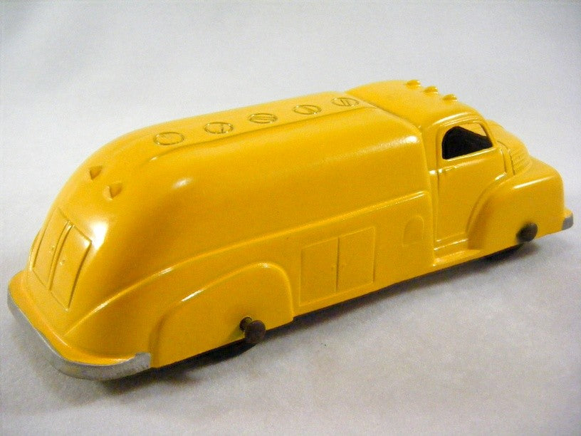 TootsieToy 1949 Ford F6 Oil Tanker Truck