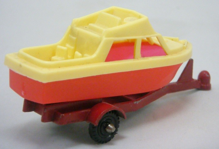 Midgetoy - Cabin Cruiser Power Boat & Trailer
