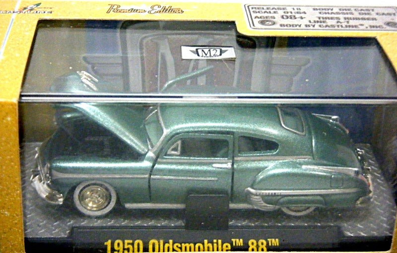 M2 Machines Auto-Thentics - 1950 Oldsmobile 88