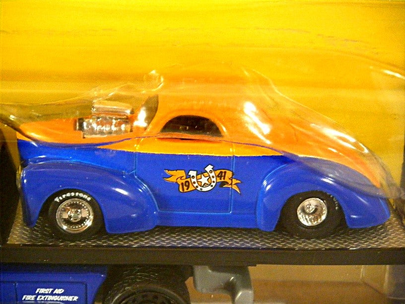 Maisto - Elite Transport Set - Flatbed Tow Truck and 41 Willys Gasser