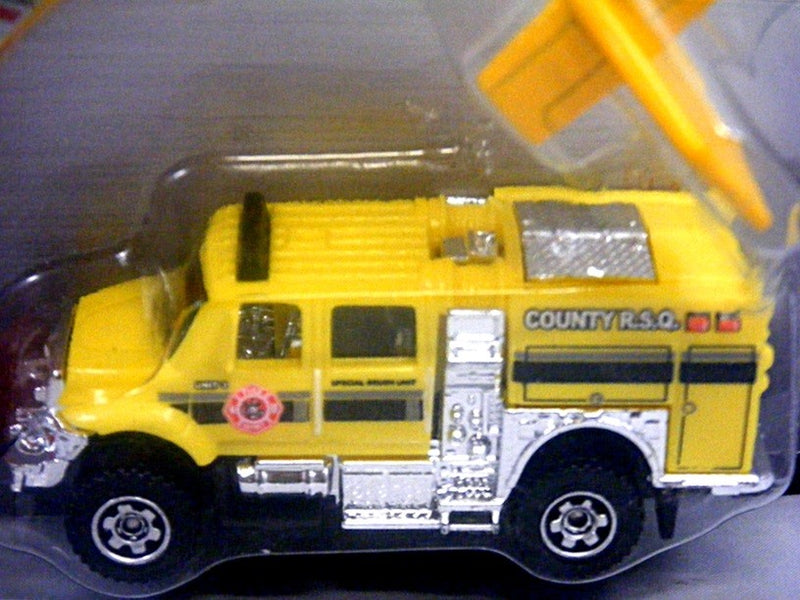 Matchbox - Land and Air Set - International Brushfire Truck and Blaze Blaster Airplane