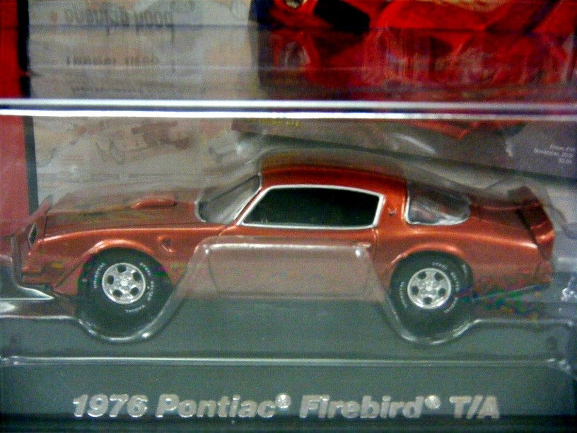 Auto World Licensed Series - 1976 Pontiac Firebird Trans Am