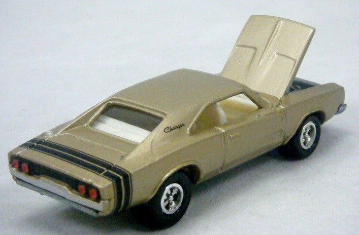 Johnny Lightning Mucle Cars USA -  1968 Dodge Charger