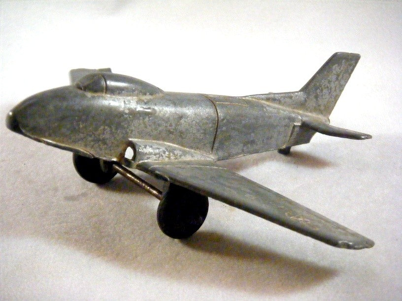  TootsieToy USAF F-86 Sabre Jet Fighter Airplane (1956)