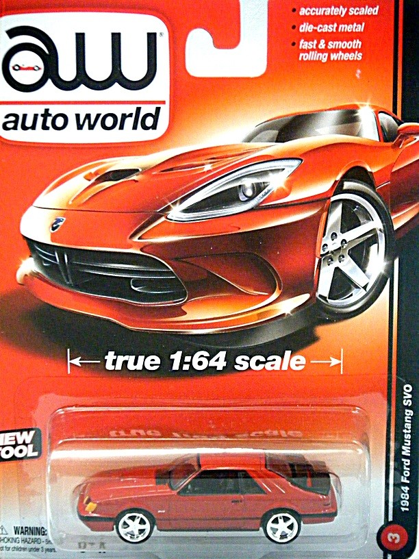 Auto World - Licensed Series - 1971 Ford Mustang Mach 1