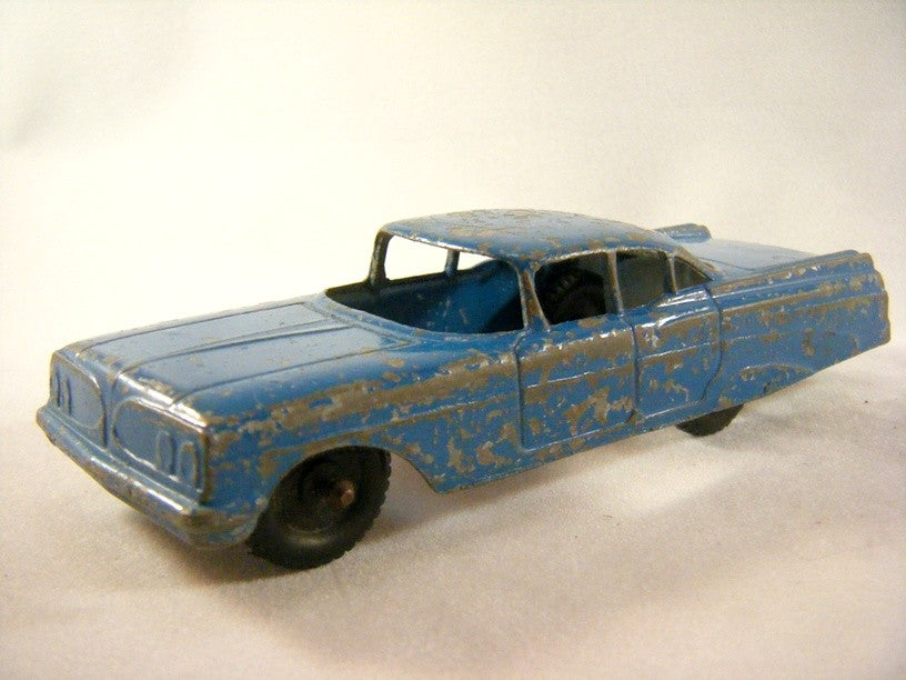 TootsieToy 1959 Pontiac Sedan (1961)