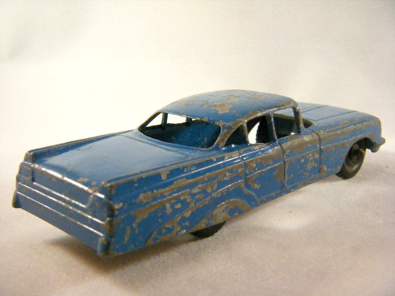 TootsieToy 1959 Pontiac Sedan (1961)