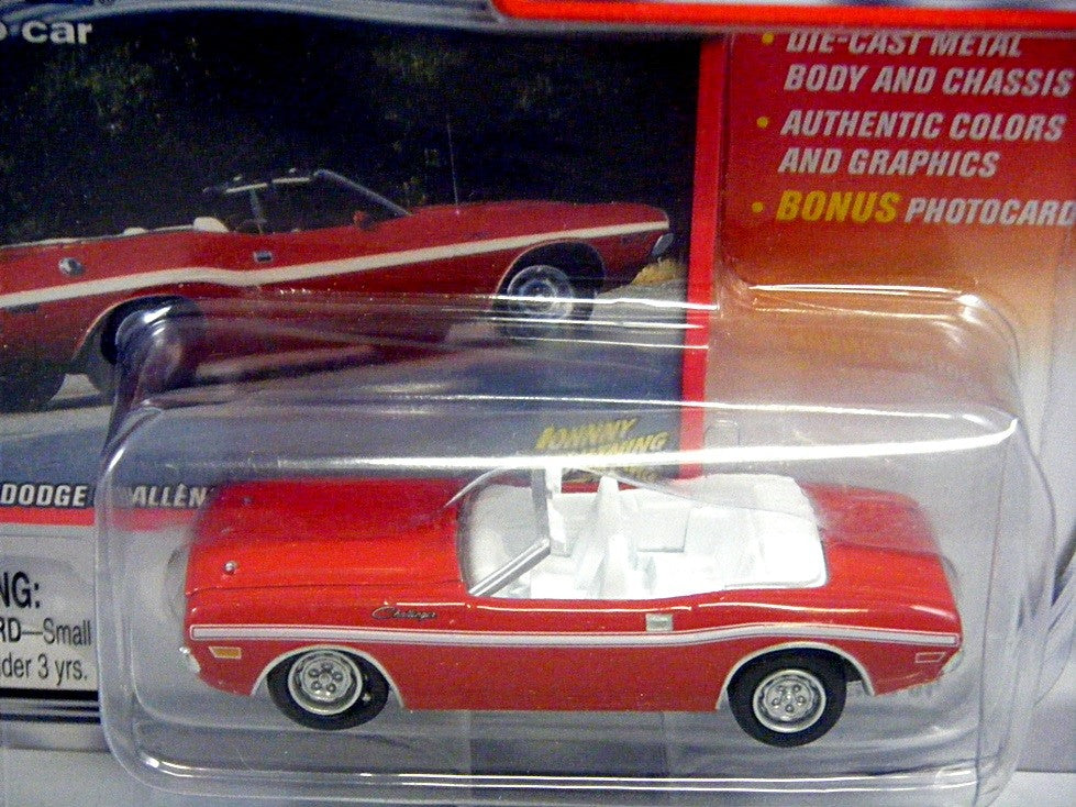 Johnny Lightning - MOPAR or no car - 1971 Dodge Challenger Convertible