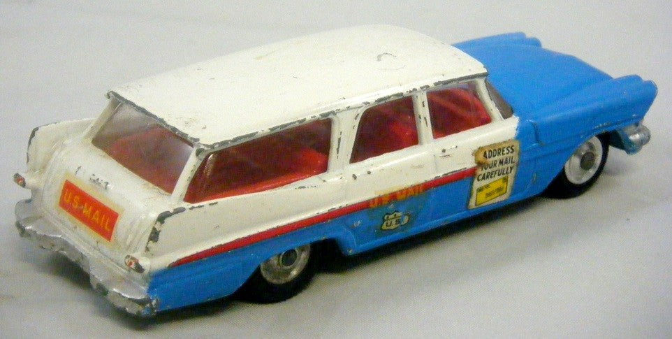 Corgi (443-A-1) - Plymouth Suburban US Mail Station Wagon