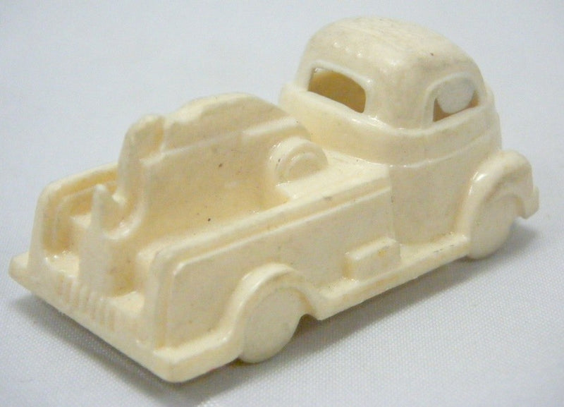 Empire Plastics Corp - Post War Wrecker - Tow Truck