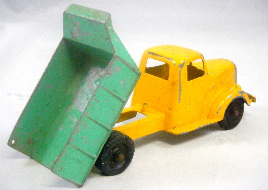 Tootsietoy Mack L-Line Dump Truck