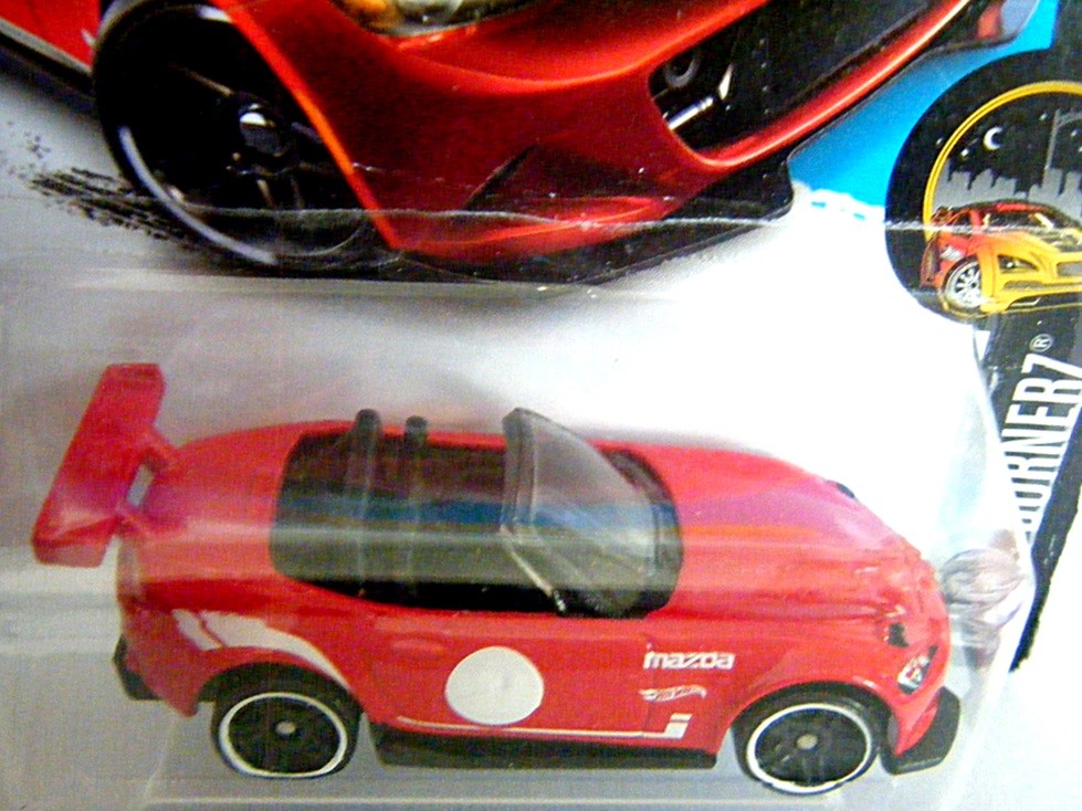Hot Wheels - Mazda MX-5 Miata