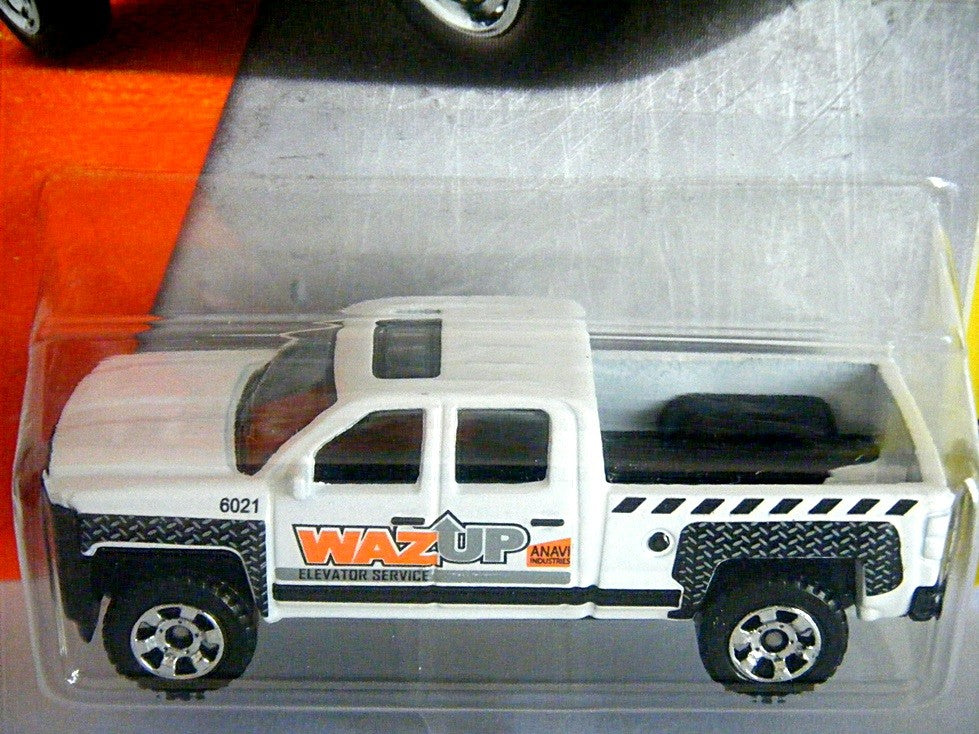 Matchbox - Chevrolet Silverado Crew Cab Elevator Service Pickup Truck