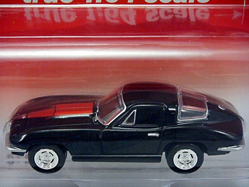 Auto World - 1967 Chevrolet Corvette 427 Stingray Coupe