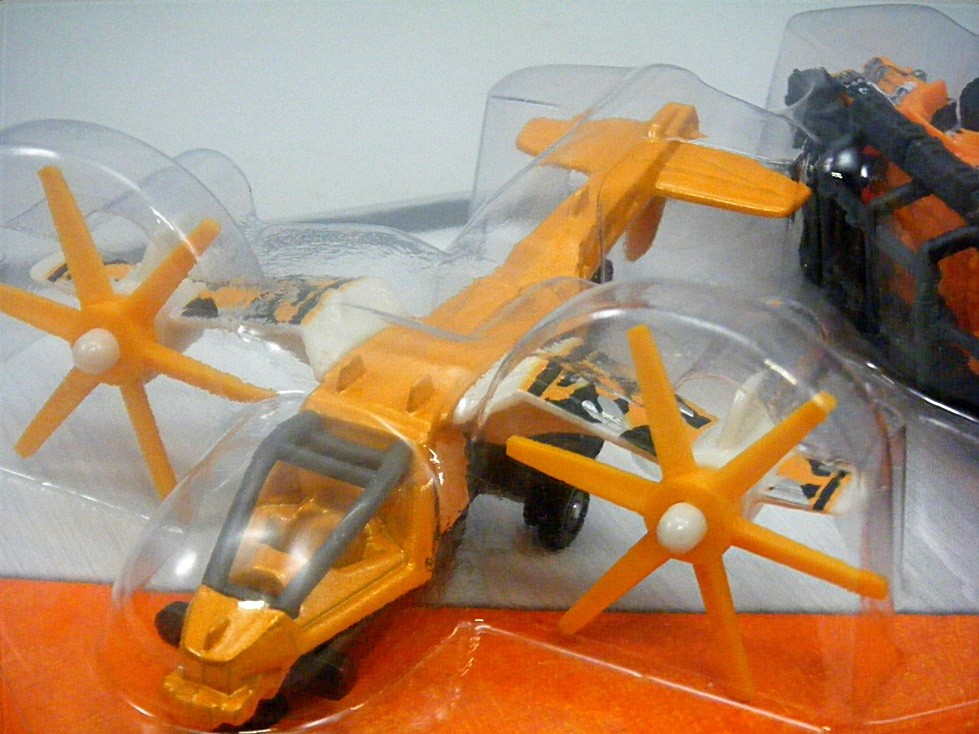 Matchbox - Land and Air Set - Sahara Survivor and Prop Plane