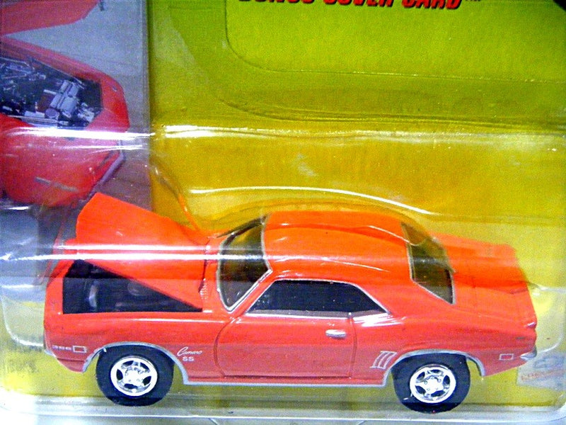 Johnny Lightning Super Chevy 1969 Chevrolet Camaro