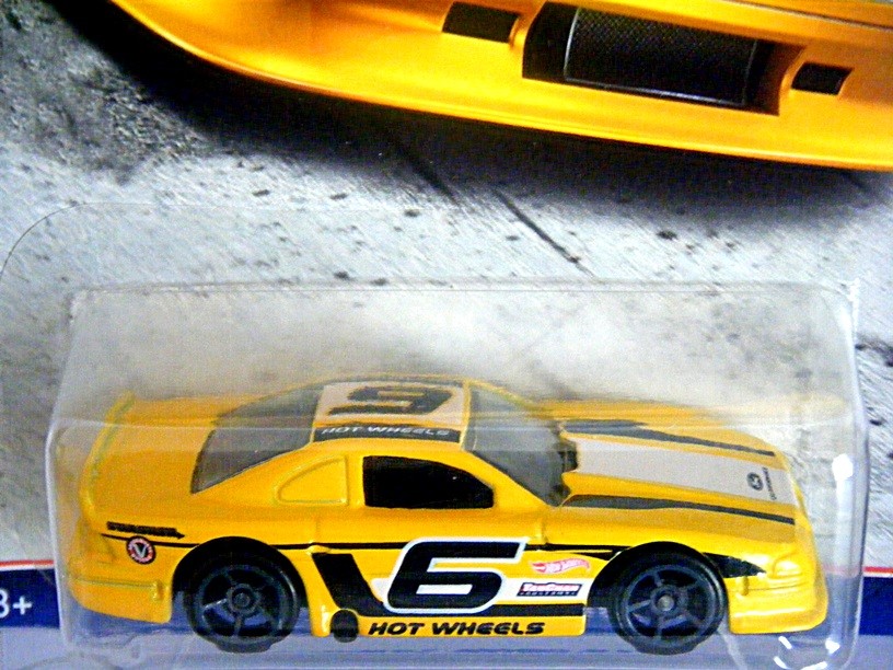 Hot Wheels - Ford Performance - Ford Mustang Cobra Race Car