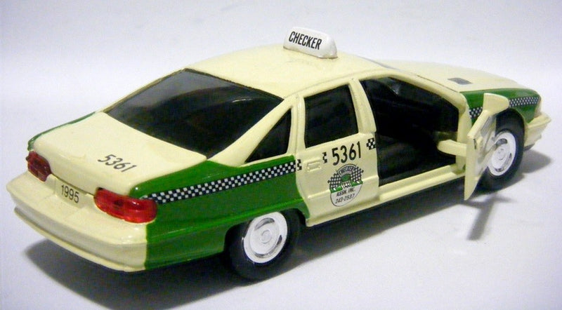 Road Champs - Chicago Chevrolet Caprice Taxi Cab