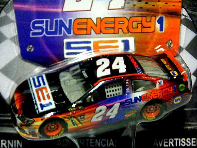 Lionel - NASCAR Authentics Hendrick Motorsports - Chase Elliott Sun Energy Chevrolet SS 