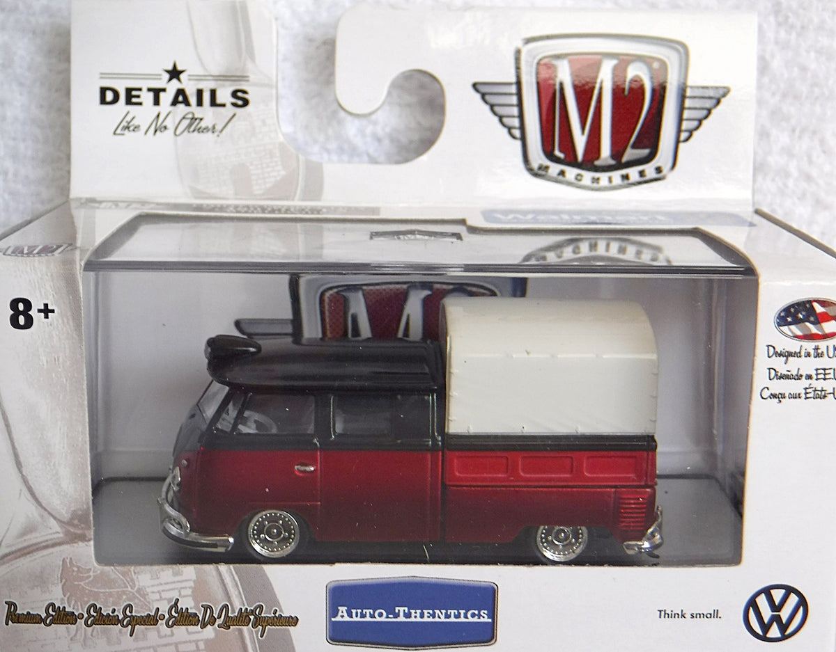 M2 Machines Auto Thentics VW - 1962 VW Microbus Deluxe USA Model