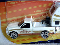Maisto Heartland Haulers -Ford F-150 and RV Camper