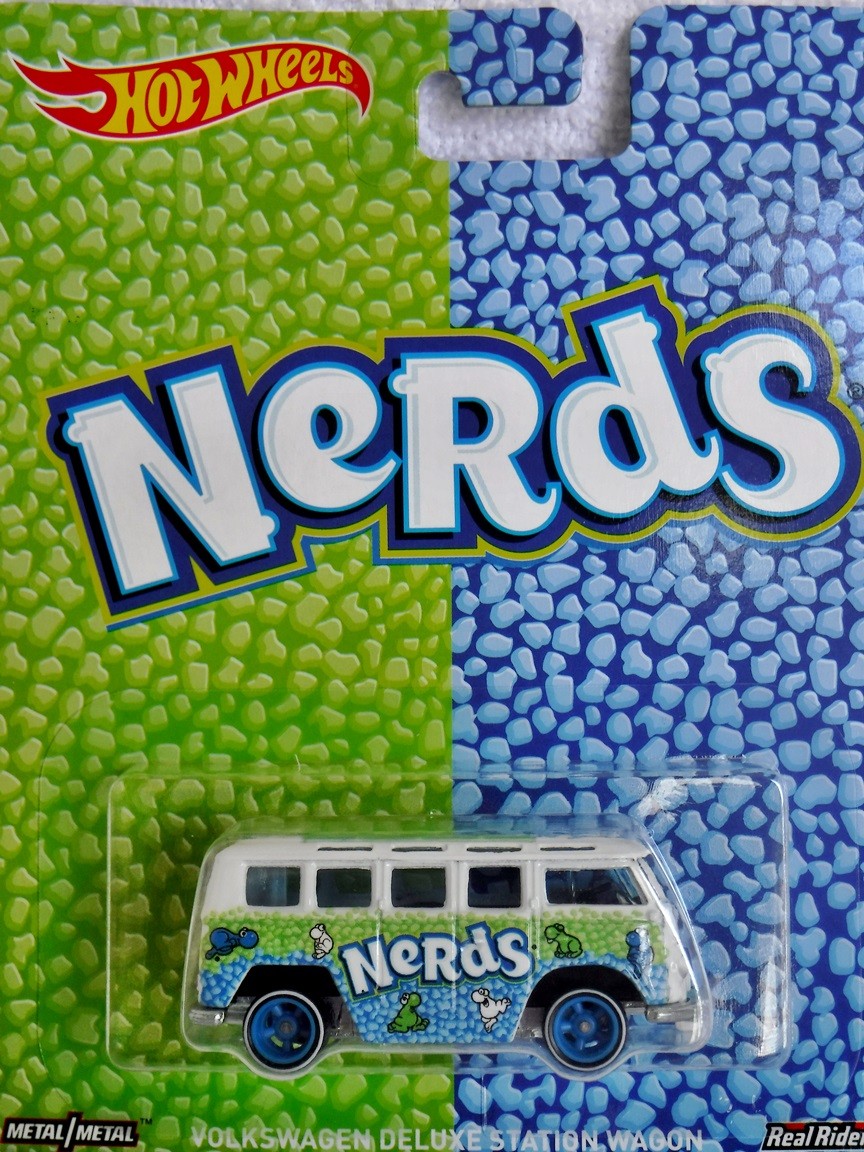 Hot Wheels Nostalgia Pop Culture Series - Nerds - Volkswagen Deluxe Station Wagon