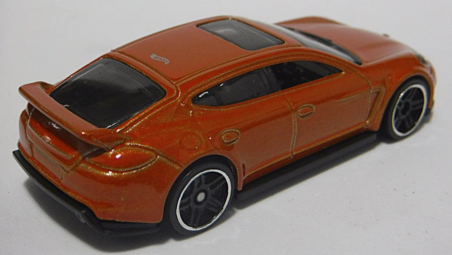 Hot Wheels - Porsche  Panamera