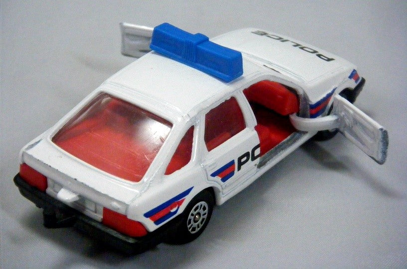 Corgi Juniors - Ford Sierra 2.3 Ghia Police Car