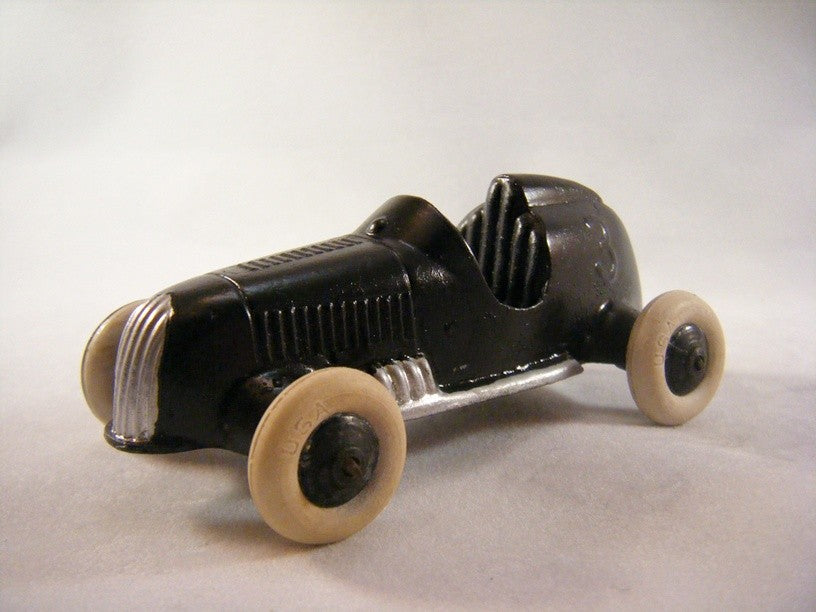 TootsieToy 1947 Offenhauser Race Car