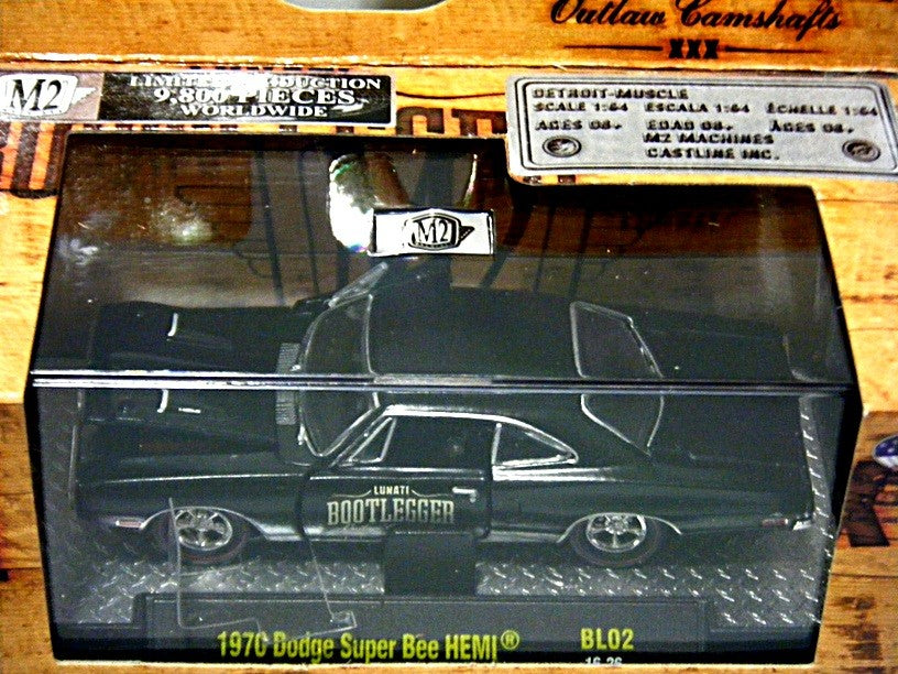 M2 Machines Bootlgger- 1970 Dodge Super Bee Hemi